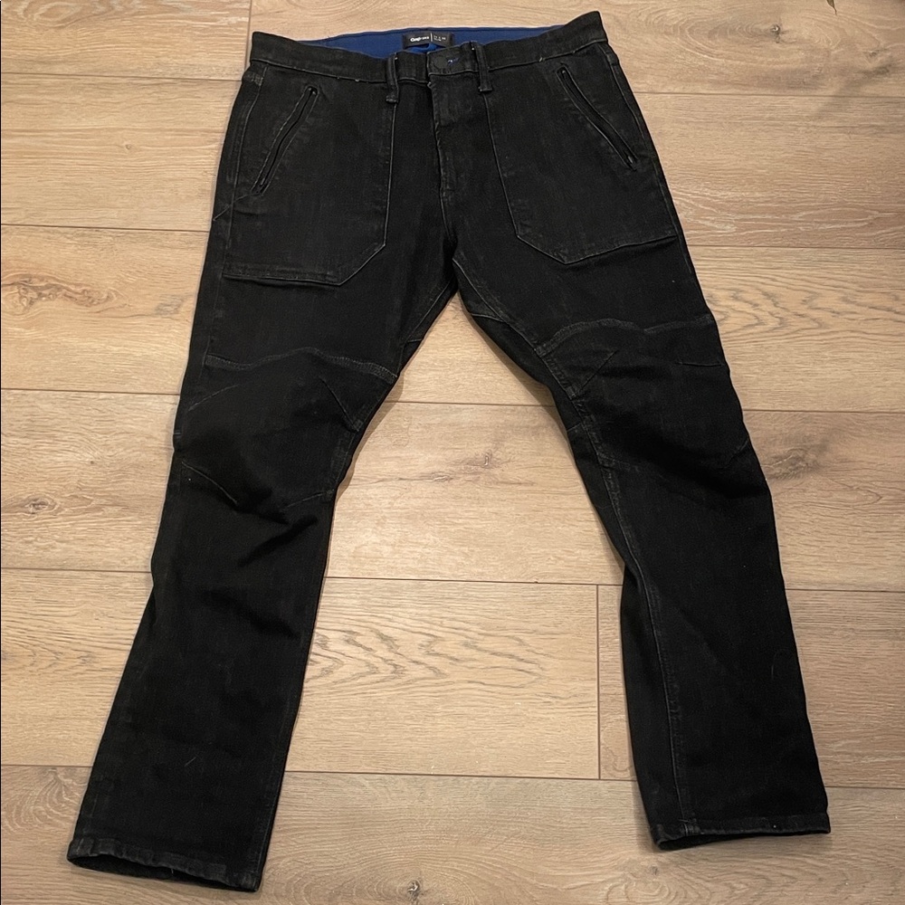 Black GAP jeans